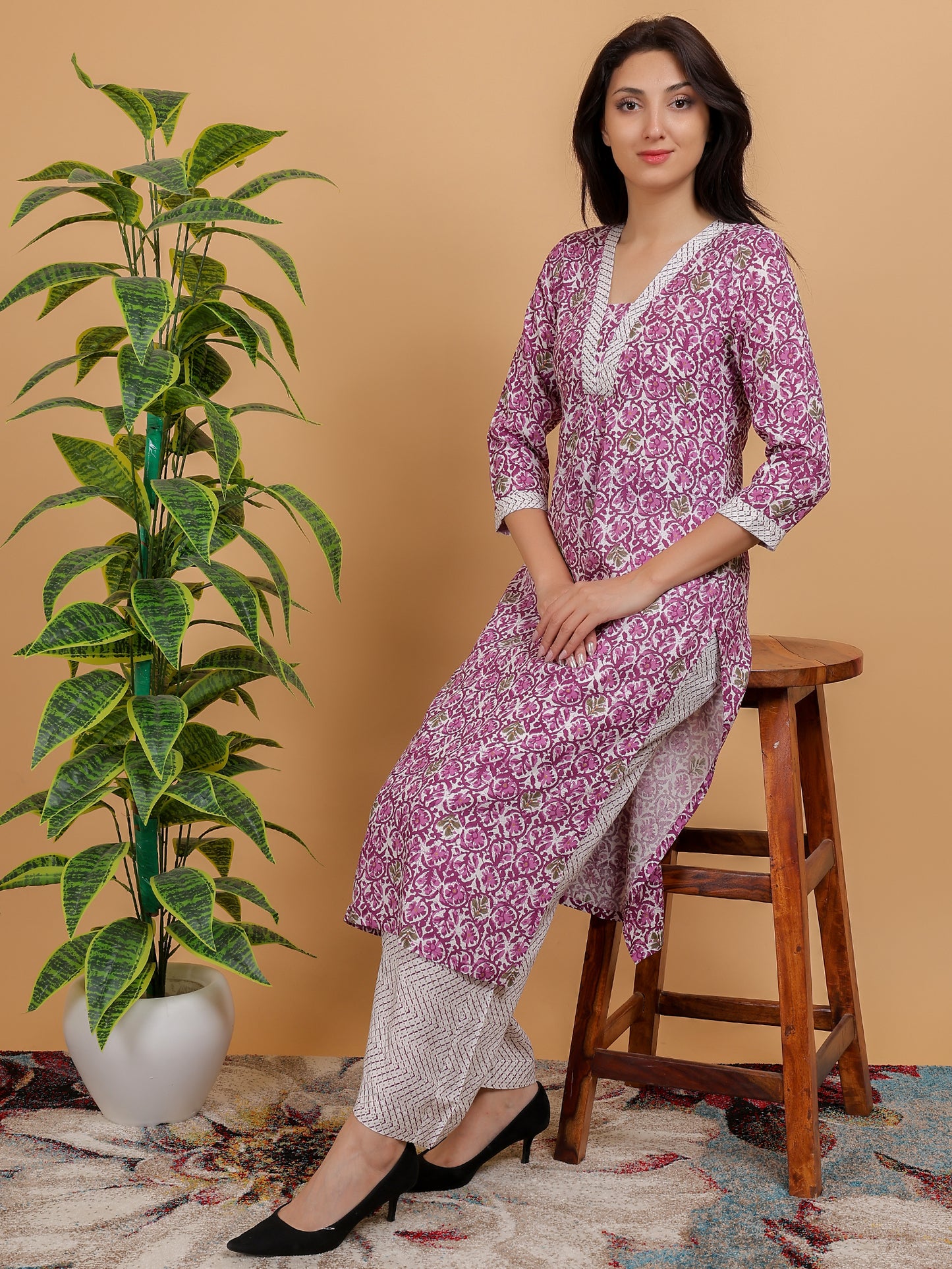 Timeless Charm: Sanganeri Cotton Kurta Set