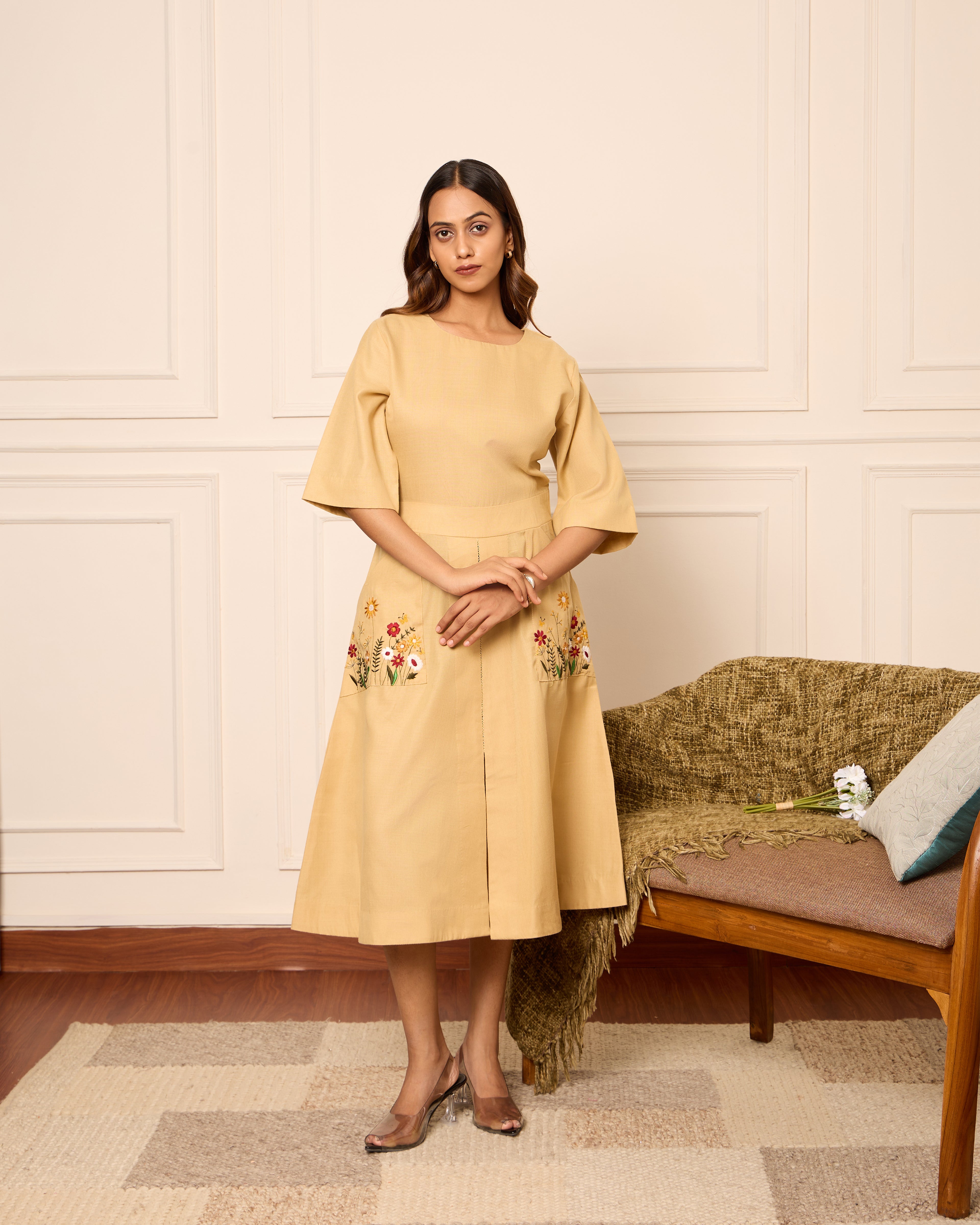 Laibaag- Fit & Flare Midi Dress