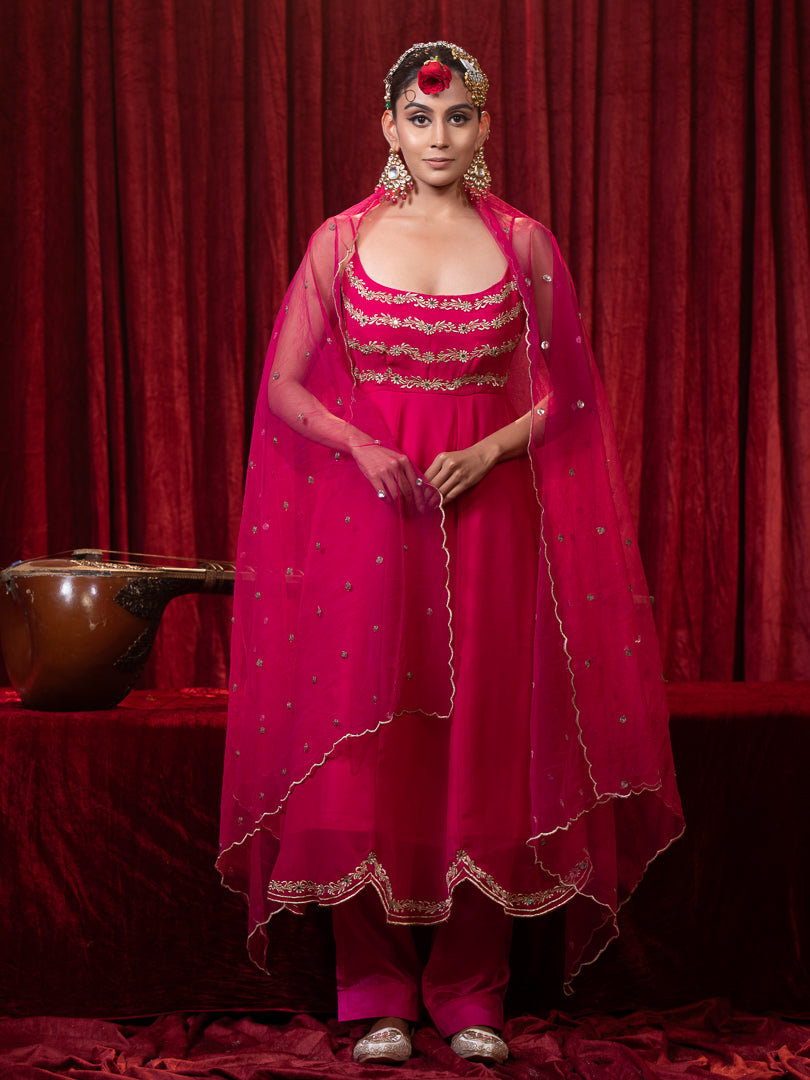 Mehraab- Magenta Zari Embroidered Georgette Sleeveless Anarkali Suit