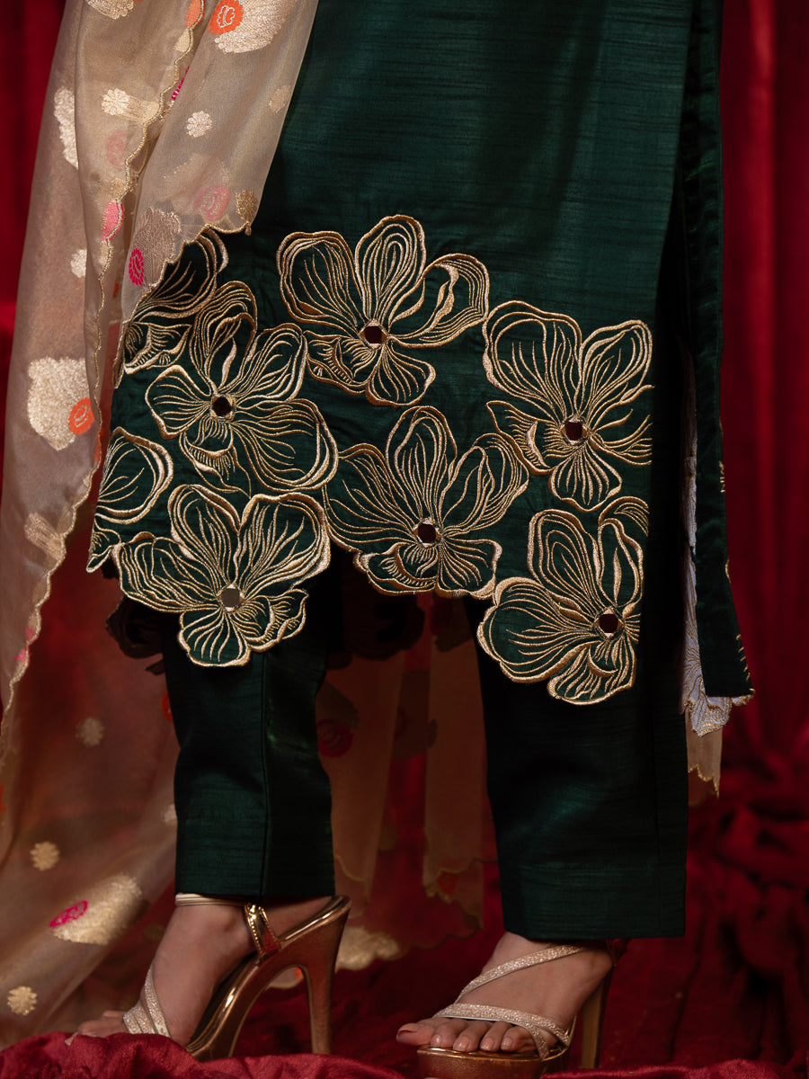 Naqsh- Green Zari Embroidered Silk Kurta Set with Dupatta