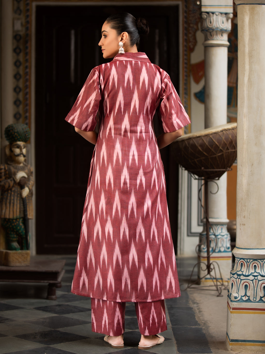 Ikkat Print Collared Kurta with Embroidery, Short Sleeves, Side Pocket & Curved Hem Palazzo Set