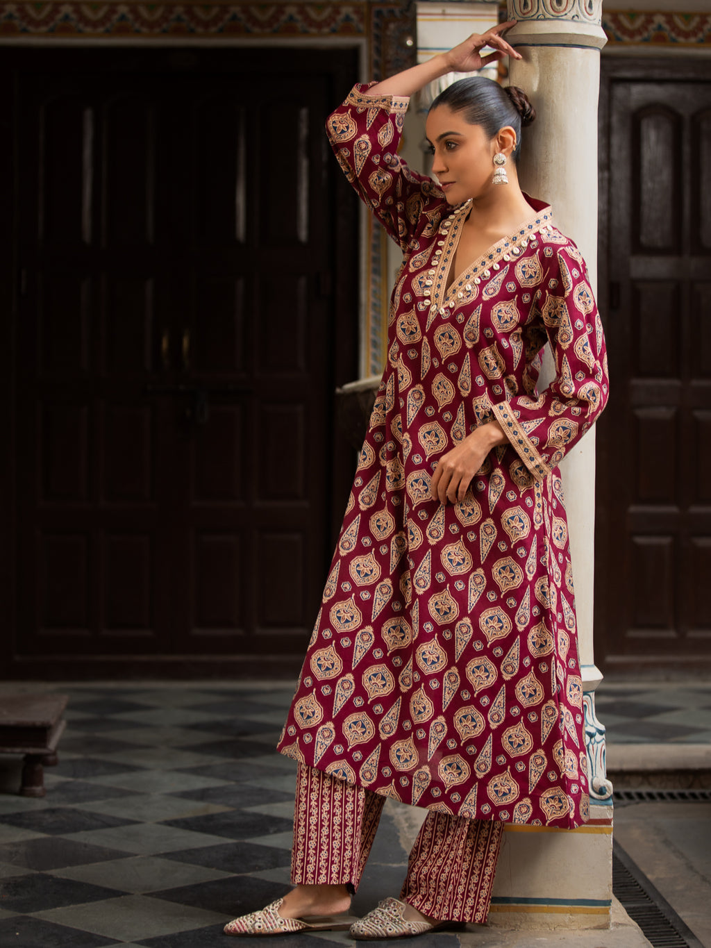 Printed A-Line Cotton Kurta with V-Neck, Quarter Sleeves & Side Pocket Palazzo Set