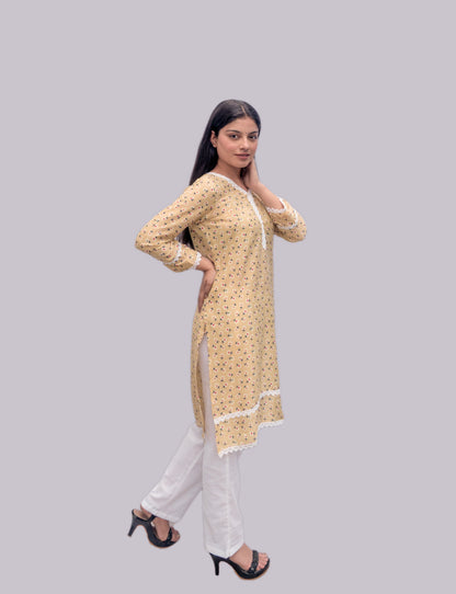 Anikrriti Floral Crepe kurti - Anikrriti