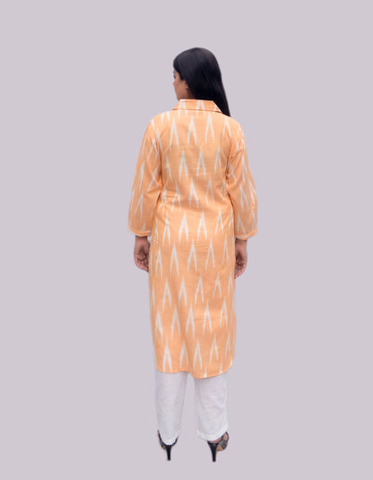 Anikrriti Ikkat Kurti - Anikrriti